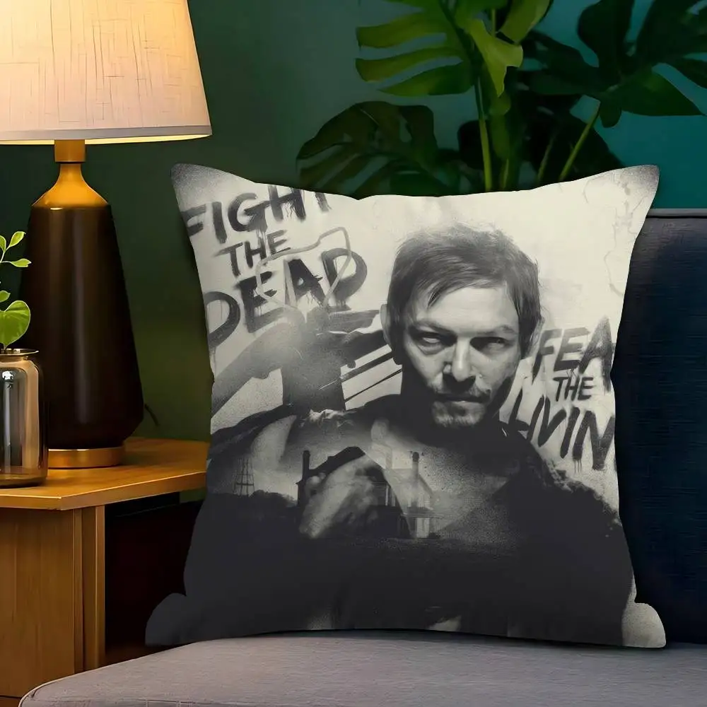 Games T-The Walking Dead Double-sided Printed pillow cover Short plush Suitable living rooms bedrooms sofas throw cushion cover