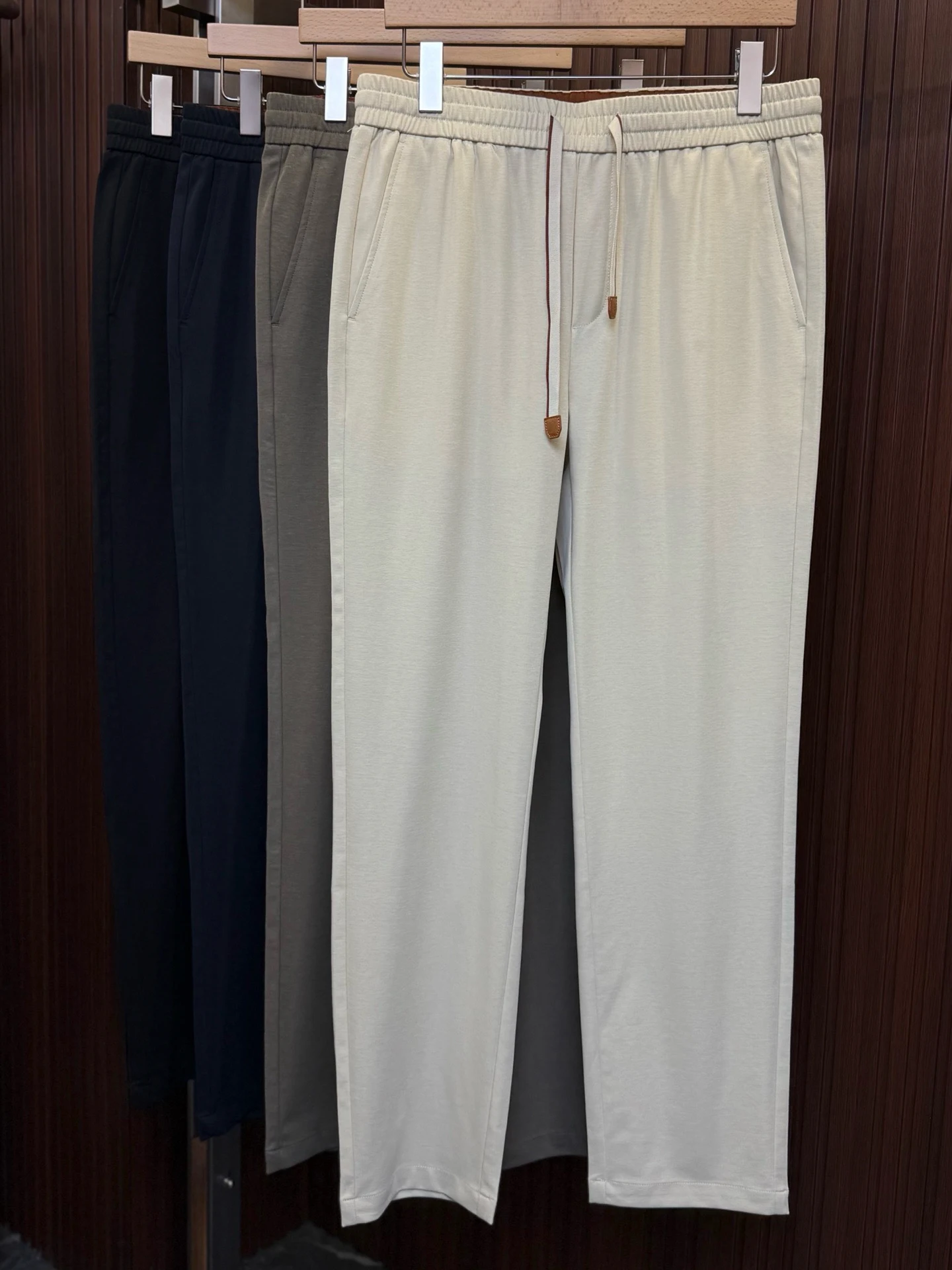 

ntleman Early Spring Cotton Blend Busin Casual Men's Long Pants Straight Leg Non-iron Mid-waist Trousers