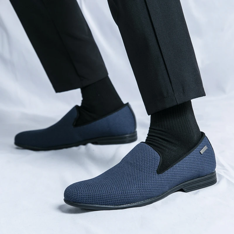 Mocassins rasos respiráveis masculinos, sapatos diários casuais, resistentes ao desgaste, sem renda, com função de escorregar, nova moda, primavera e outono, 2024