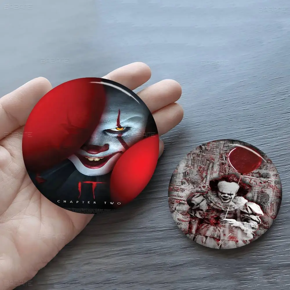 فيلم الرعب I-It P-Pennywise مهرج صفيح لينة زر دبوس بروش شارة معدنية مخصصة مجوهرات اكسسوارات قبعة حقيبة التلبيب #3