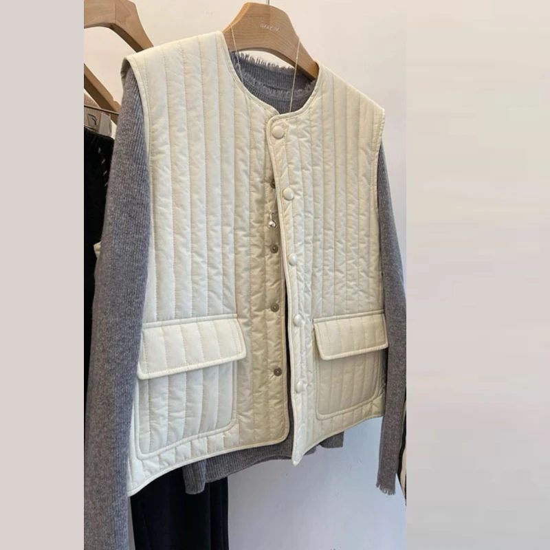 

Vertical pattern padded cotton pressed line vest sleeveless vest autumn winter round neck large pocket three-color vest women