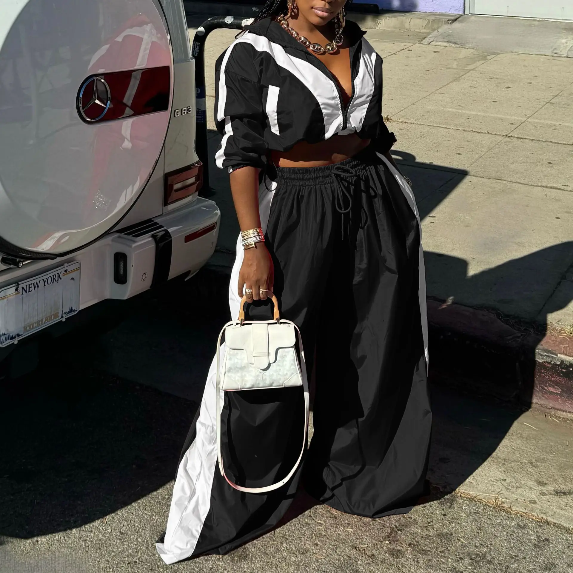 

Spring Autumn Sports Trousers Set Contrasting Color Fashionable Long-sleeved Jacket Lace-up Wide-leg Trousers Two-piece Set