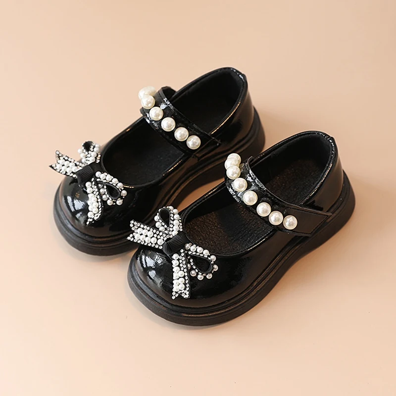 Children Girls Princess Shoes Spring Autumn Retro Patent Leather Cute Pearl Bow Dance Shoes Girls Flats Non-slip Beans Shoes