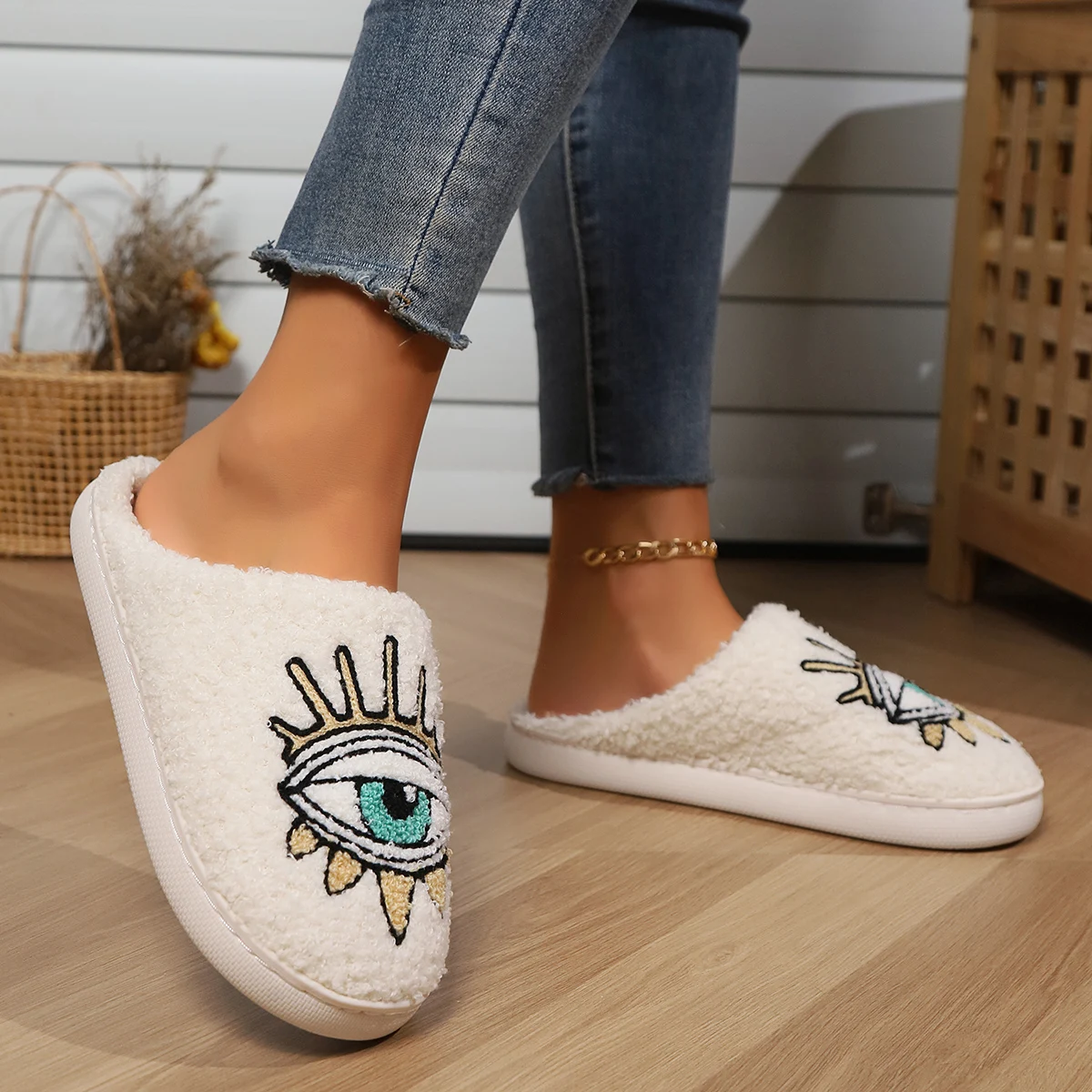 Ladies' Slippers Halloween Eye of Rights Cartoon Home Slippers with Thick Velvet and Personalized Slippers