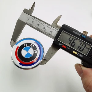 Bir arabanın direksiyonundaki amblemin kapağındaki etiket, BMW için amblem arabası, E39, E46, E90, E30, E36, E87, E53, F10, F20, F30, G20, (X1, X2, X3, x4, X5, X6,X7, 45mm Amblemde ilk 10 satış, direksiyon simidi e46-no. 6