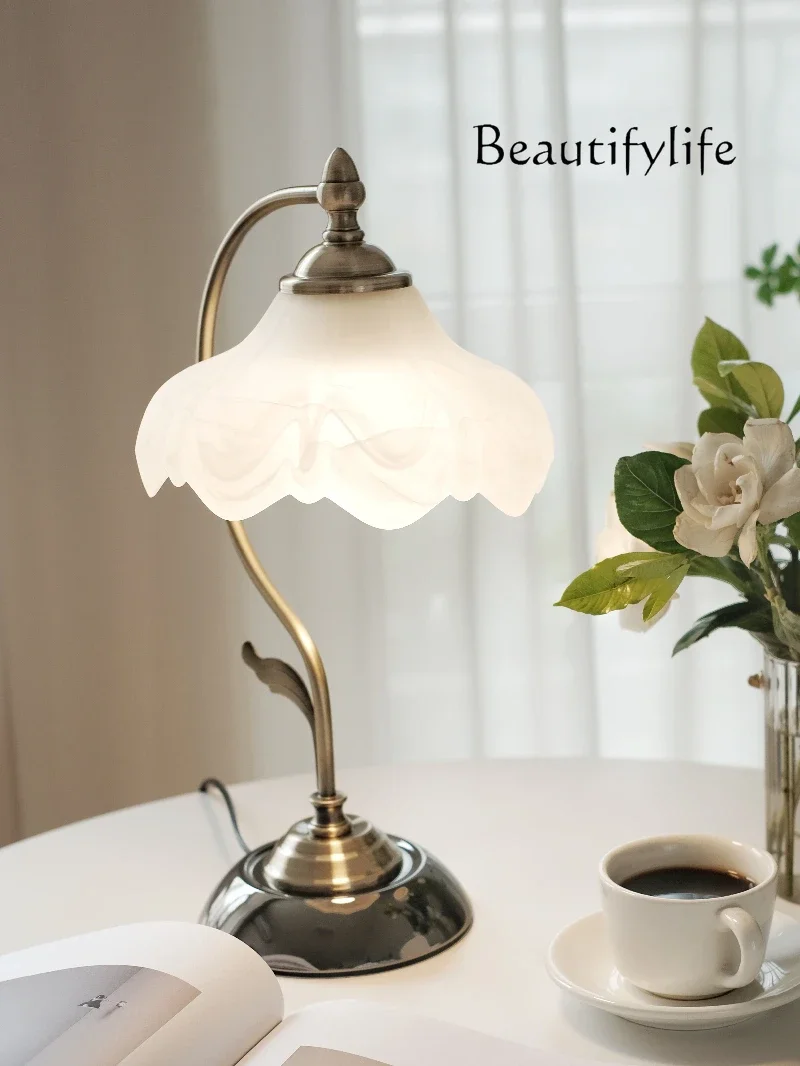 Advanced modern light luxury bedroom Changming table lamp bedside wedding typhoon high-end table lamp new Chinese master bedroom