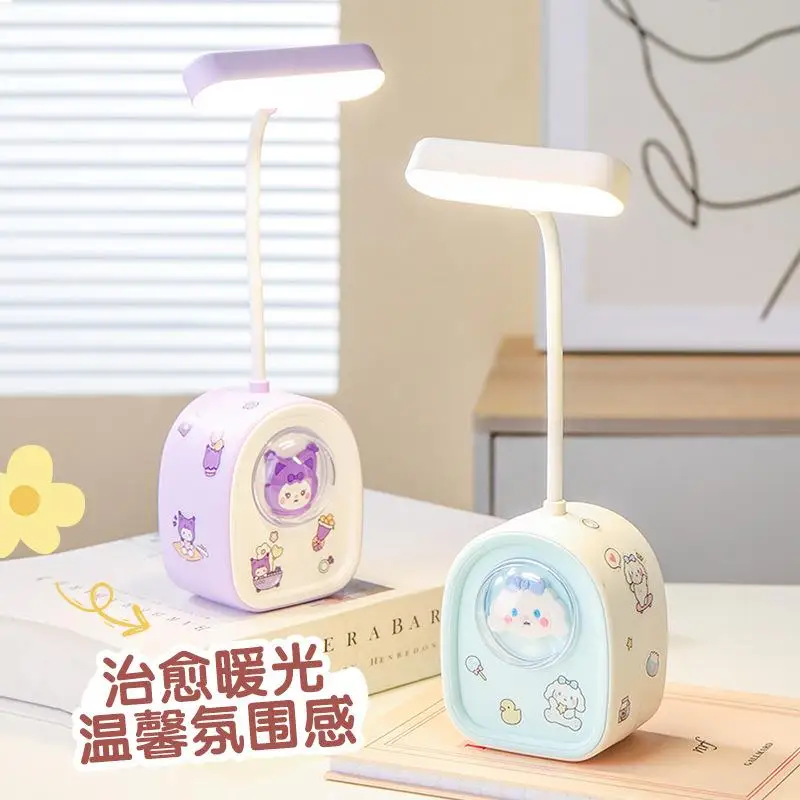 

Горячая Распродажа, милая Светодиодная настольная лампа Miniso Kawaii с Usb-зарядкой, точилка для карандашей, костюм Kuromi, мультяшное космическое украшение в виде капсулы для студентов, ночная книга, 2 шт.