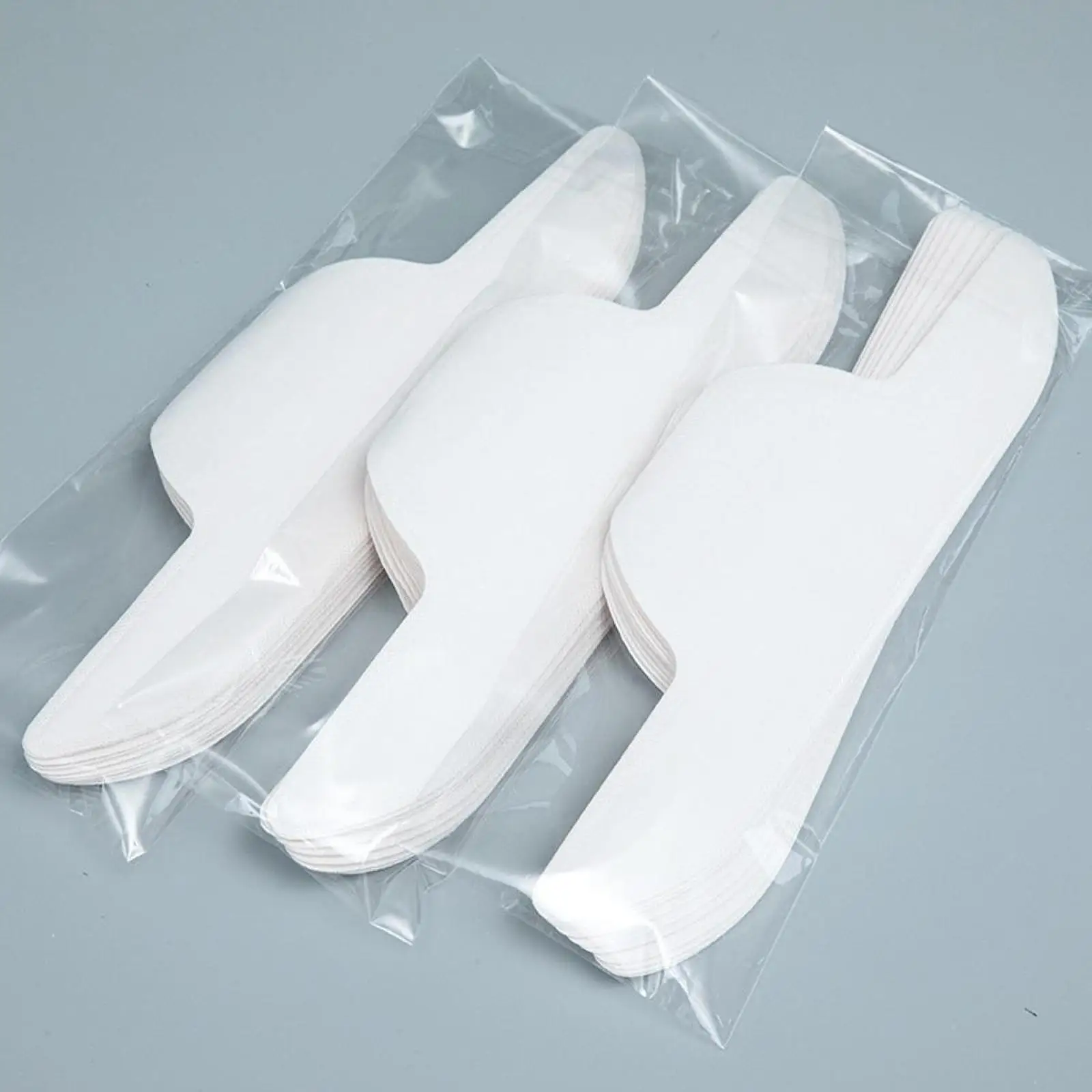 invisible-disposable-collar-protector-pads-for-men-neck-sweat-absorption-non-woven-fabric-shirt-liners-30ct
