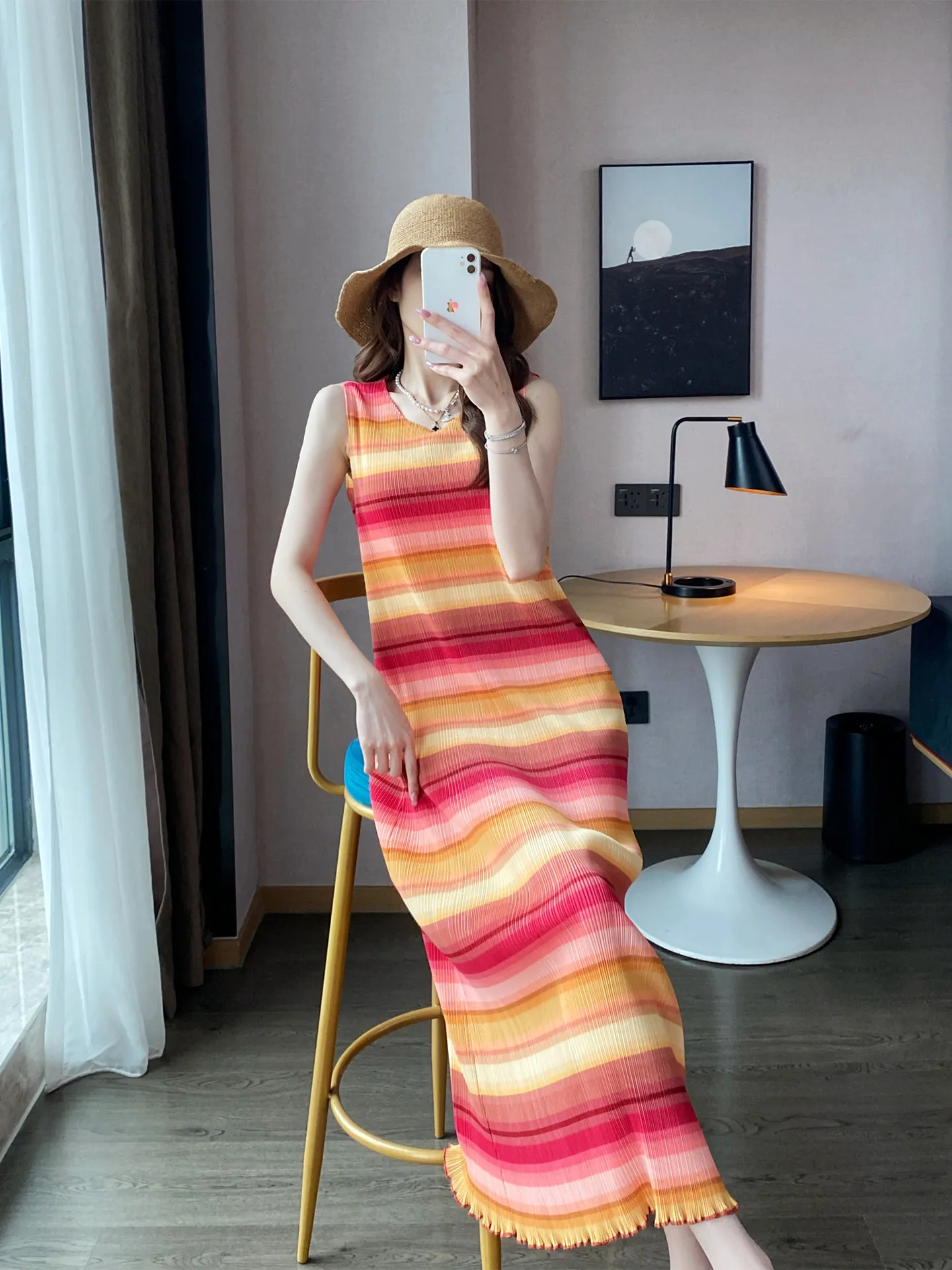Women Outdoor Travel Resort Dress with Geometric Patterns Round Neck Sleeveless Loose Fit Plus Size Elastic Design Elegant Dress