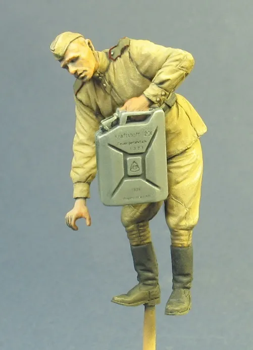 1:35 Scale Die Cast Resin Figure Model Assembly Kit Soviet Red Army Infantry Unpainted Free Shipping