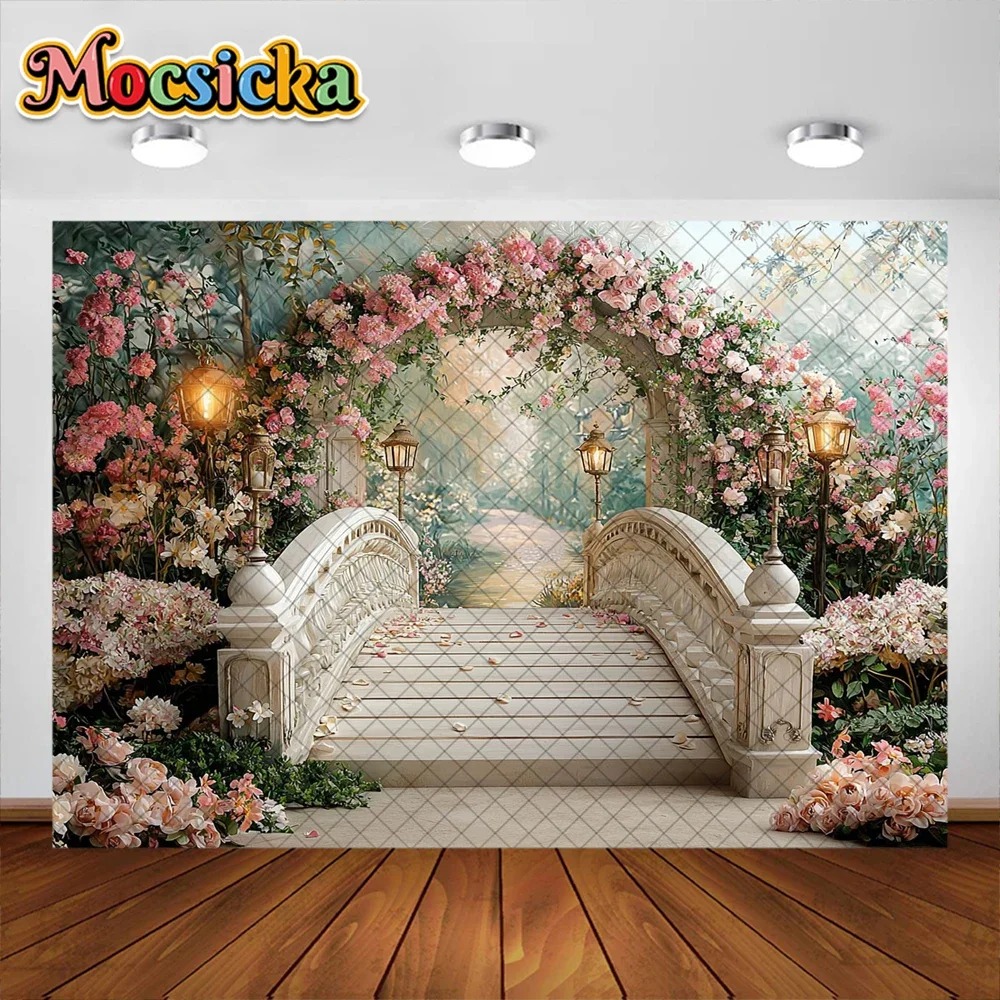 Mocsicka ฉากหลังถ่ายภาพคู่ดอกไม้สีชมพูตกแต่งสะพานดอกไม้สำหรับผู้ใหญ่เด็กภาพบุคคลฉากหลังสตูดิโอ
