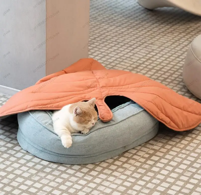 Mat, all-season pet mat, machine wash, vacuum compression packaging