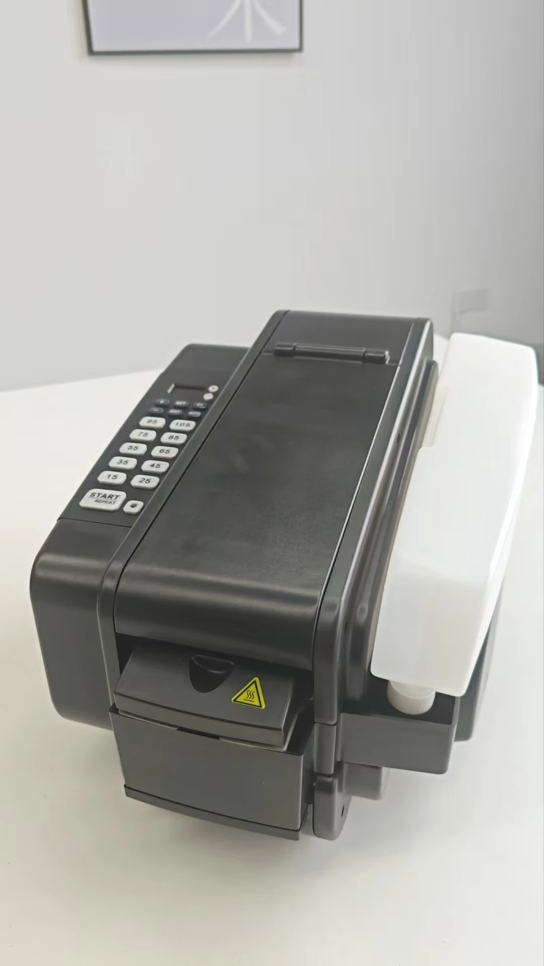 Automatic 50m Heat-Resistant Acrylic Adhesive Paper Tape Dispenser Water-Activated Kraft Machine with Deplasticization Policy