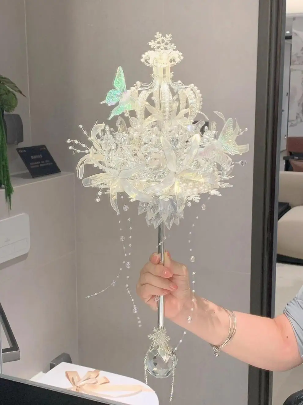 Wedding gift Xiaohongshu Internet celebrity same crown scepter hand bouquet handmade DIY material package