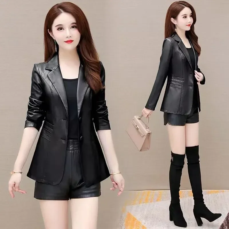 세련된 캐주얼 가죽 자켓 여성용 오버코트 새로운 가을 패션 슬림 짧은 오토바이 하이 엔드 정장 가죽 자켓 아웃웨어 XQ13