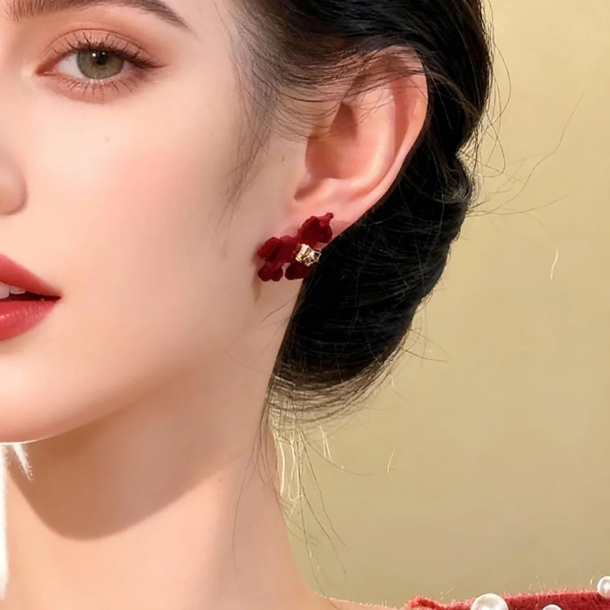 

Pony Silver Needle Stud Earrings Retro-Chic Colored Resin Enamel Versatile Earrings Ear Accessories for Women