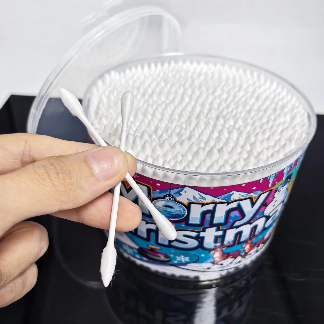 500 قطعة من مسحات القطن الأبيض المزدوجة على شكل عيد الميلاد، مسحات قطنية مستديرة حادة مزدوجة الأطراف لهدايا العطلات