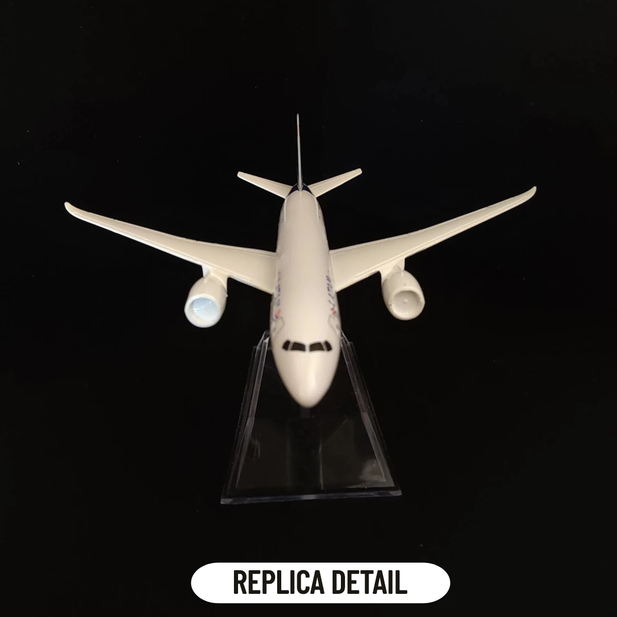 Scale 1:400 Metal Aircraft Replica 15cm LATAM B787 Boeing Airbus Airplane Diecast Model Kids Room Decor Gift Toys for Boy