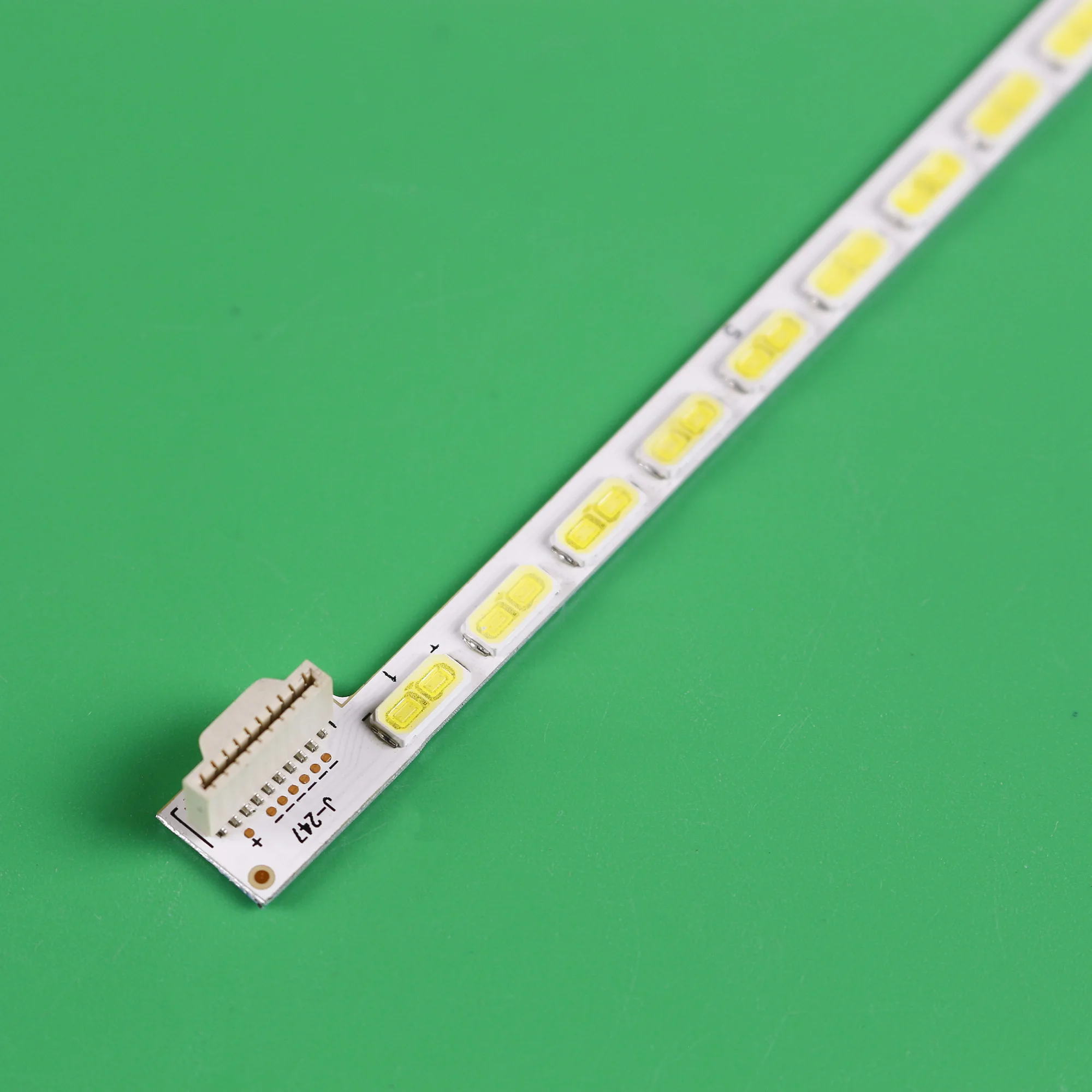 LED-Streifen für le42a70w 6922l-0016a 6916l-0912a 42 "v12 Kante 6920l-0001c 42 lm620t 42 lm6200 42 lm620s 42 lm615s 42lm625t-zg 42 ls5700