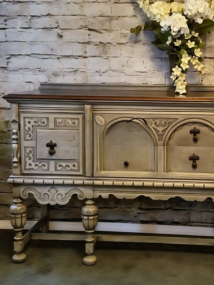 Vintage sideboard, vintage European carved high-end home decoration cabinet, living room storage cabinet