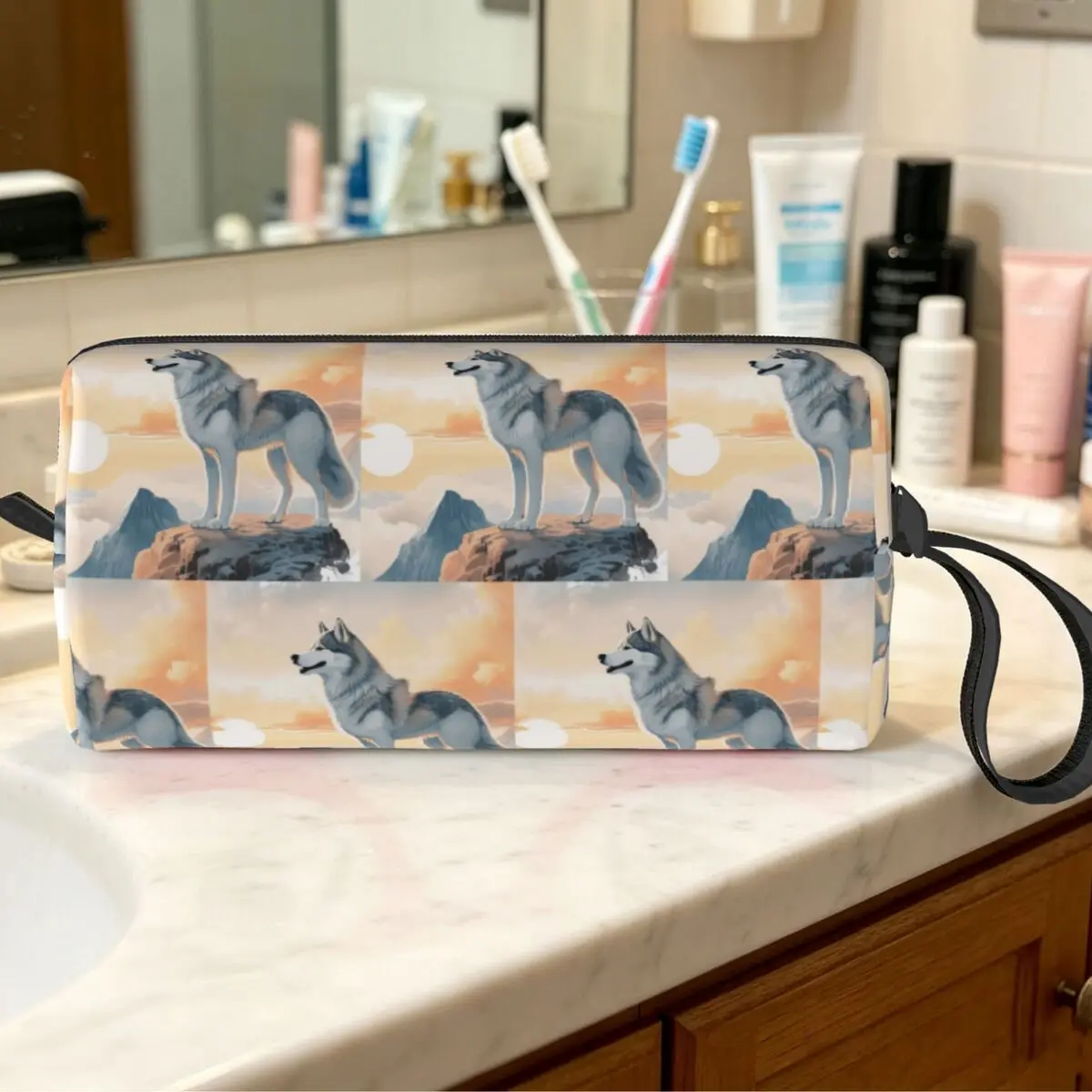 Siberian Husky In The Mountains Makeup Bag Cosmetic Organizer Storage Dopp Kit for Women Beauty Travel Pencil Case
