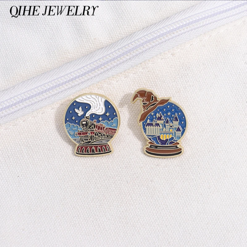 Christmas Crystal Ball Brooch Enamel Pins Romantic Magic Night Sky Train Castle Brooches Backpack Lapel Badges Jewelry Ornament