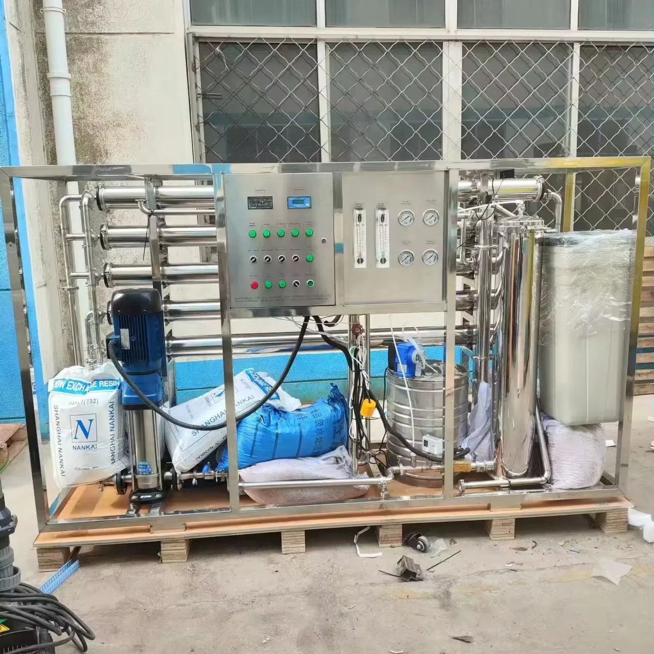 

water purifier machine commercial business small water treatment machinery 2000L RO purification pure boil desalination softener