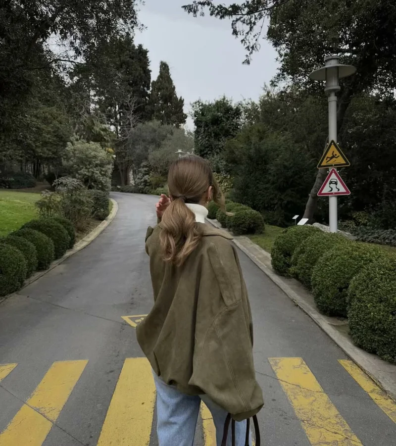 ربيع جديد المرأة من جلد الغزال تأثير الملمس نسخة فضفاضة من سترة الكتف طية صدر السترة الموضة