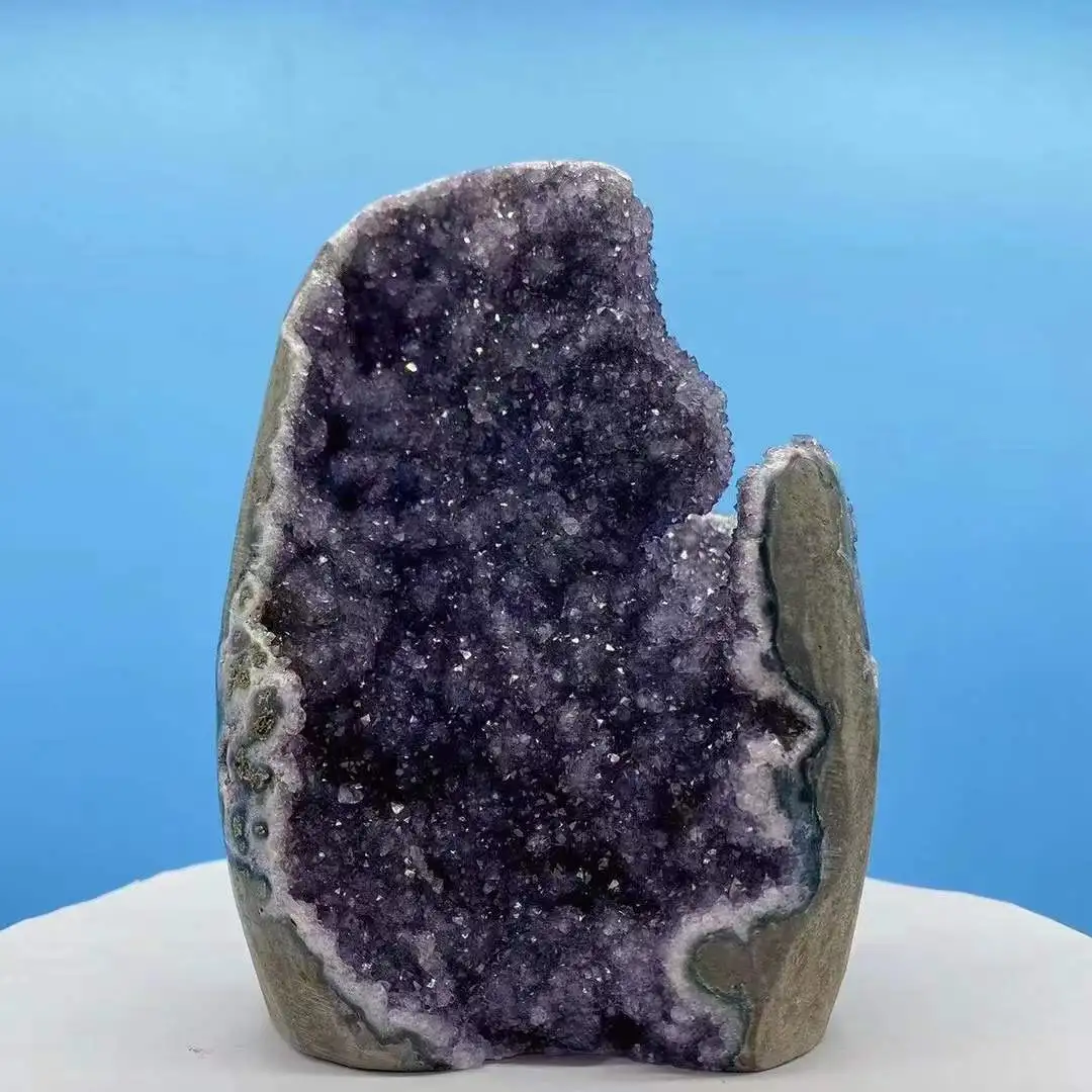 Amethyst Town, home office ornaments, pure rock without cement