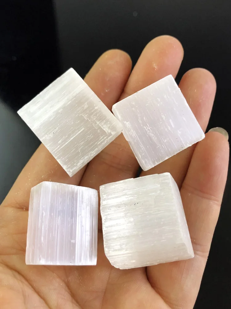 l-ornamento-de-geodo-de-cristal-eonal-especime-de-ensino-brinquedo-infantil-peca-de-exibicao-quadrada-de-gesso-duravel