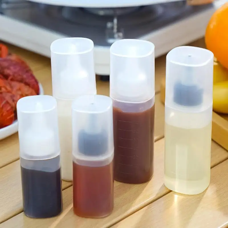 PP Pointed Mouth Squeeze Type Sauce Bottle Squeeze Condiment Bottles With Cap Lids Ketchup Sauces Olive Oil Bottles for camping