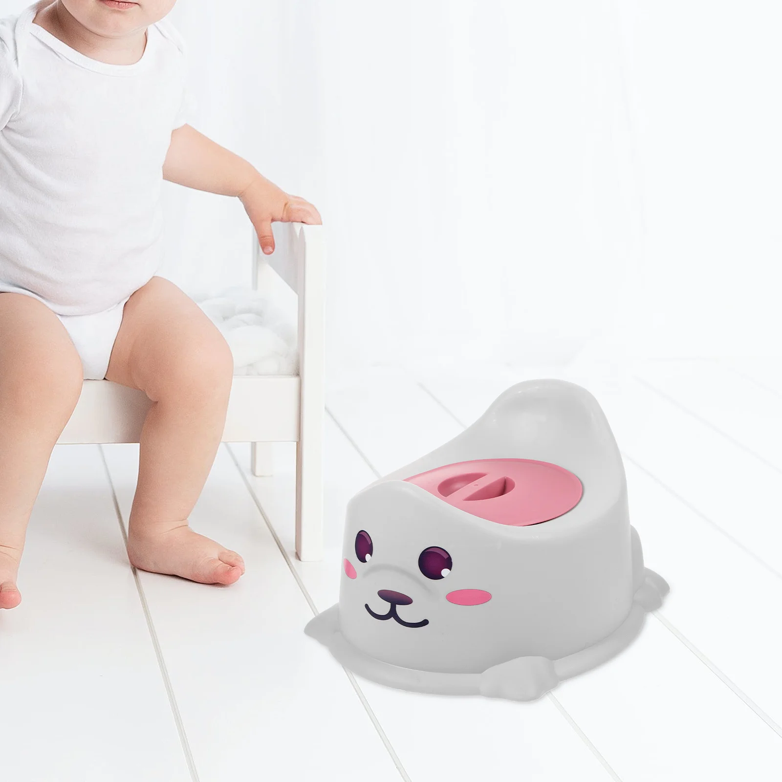 

1pc Portable Baby Toilet Kids Potty Lightweight PP Material Small Size Easy Carry Travel Use Durable Design Home Car Perfect