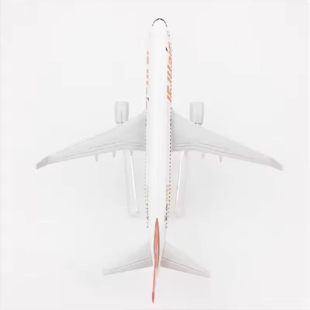 16CM Boe-ing 737 Aircraft B737 Jeju Air Scale Model Alloy Metal Diecast Airplane Miniatures Gift Collection Display