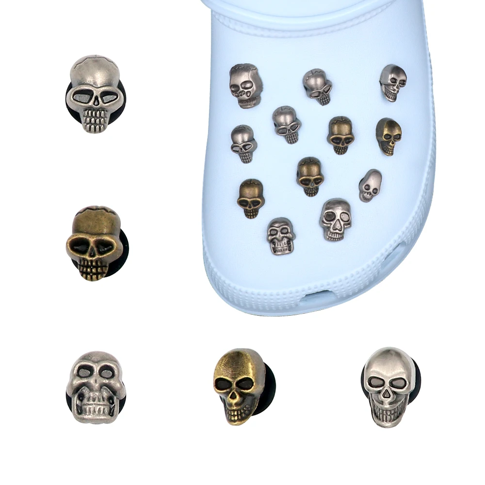 1 Set 13 Pcs Detachable Silvery Assortment Punk Style Metal Little Skull Shoes Accessories Hole Sandals Infantil Breloque Enfant