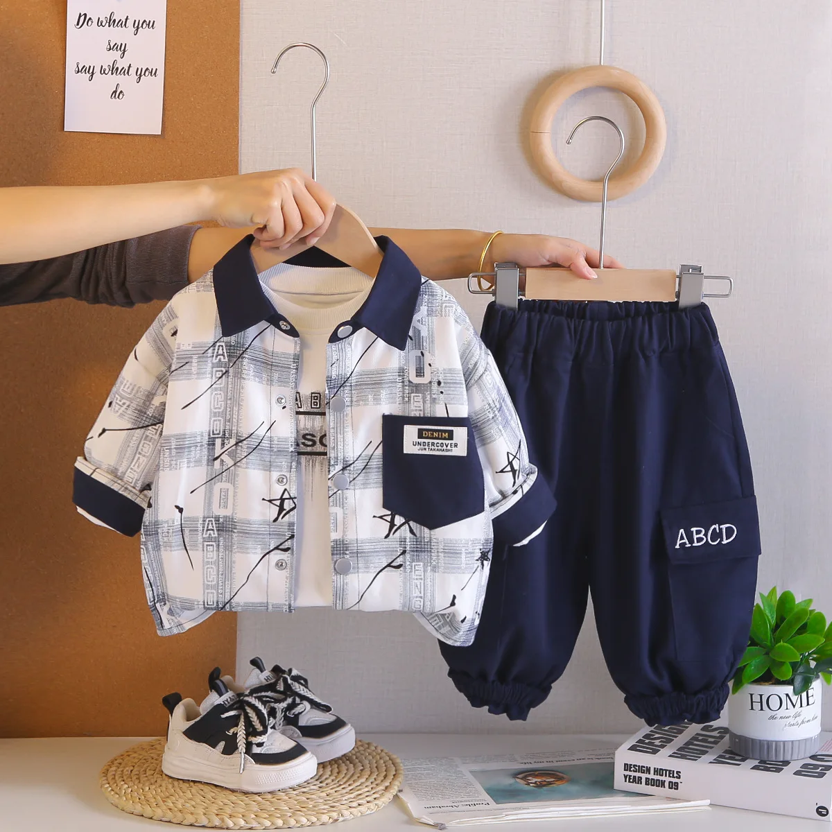 

Весенне-осенний комплект одежды для мальчиков: рубашка с принтом, футболка и брюки-шаровары, 3 предмета, повседневный модный наряд для малышей