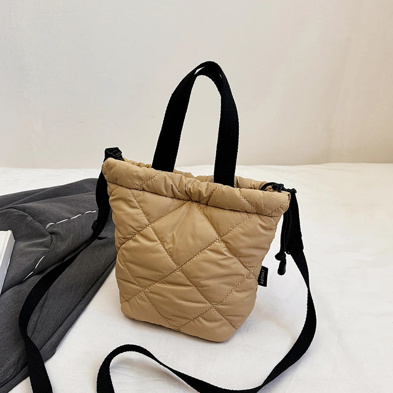 

Мягкие сумки через плечо, нейлоновые сумки большой вместимости, универсальные модные женские сумки 2025 года, женские сумки для шитья