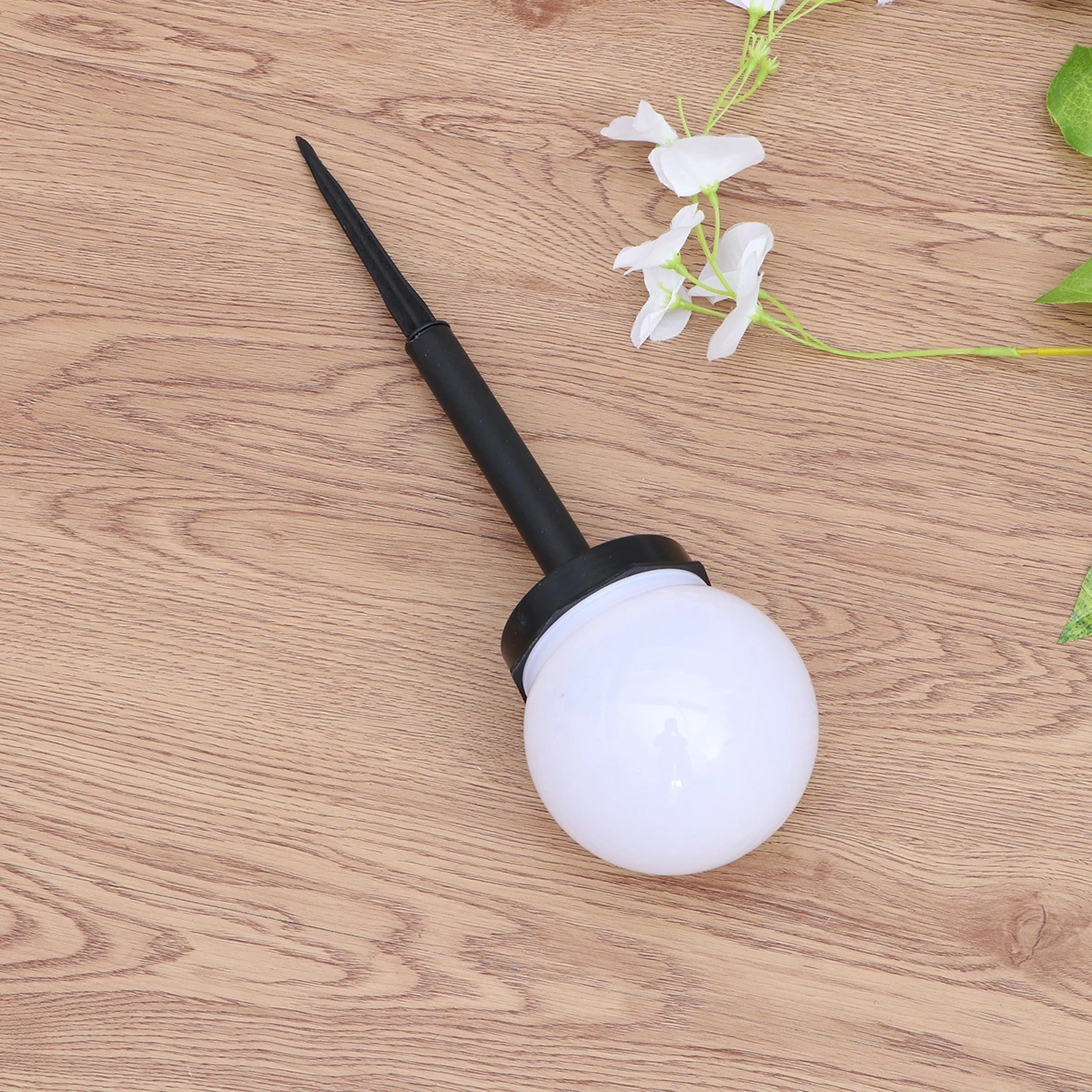 

4pcs Solar Lawn Lamp Durable Waterproof Ground Plug Light Outdoor Garden Courtyard Decorative Lighting Tool Warm Light Black