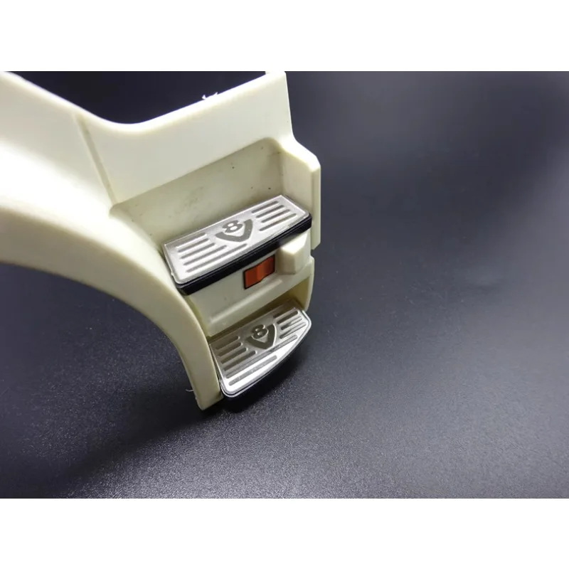 1 Set Metal Simulation Foot Pedal Etching for 1/14 Tamiya RC Truck For scania R620 730