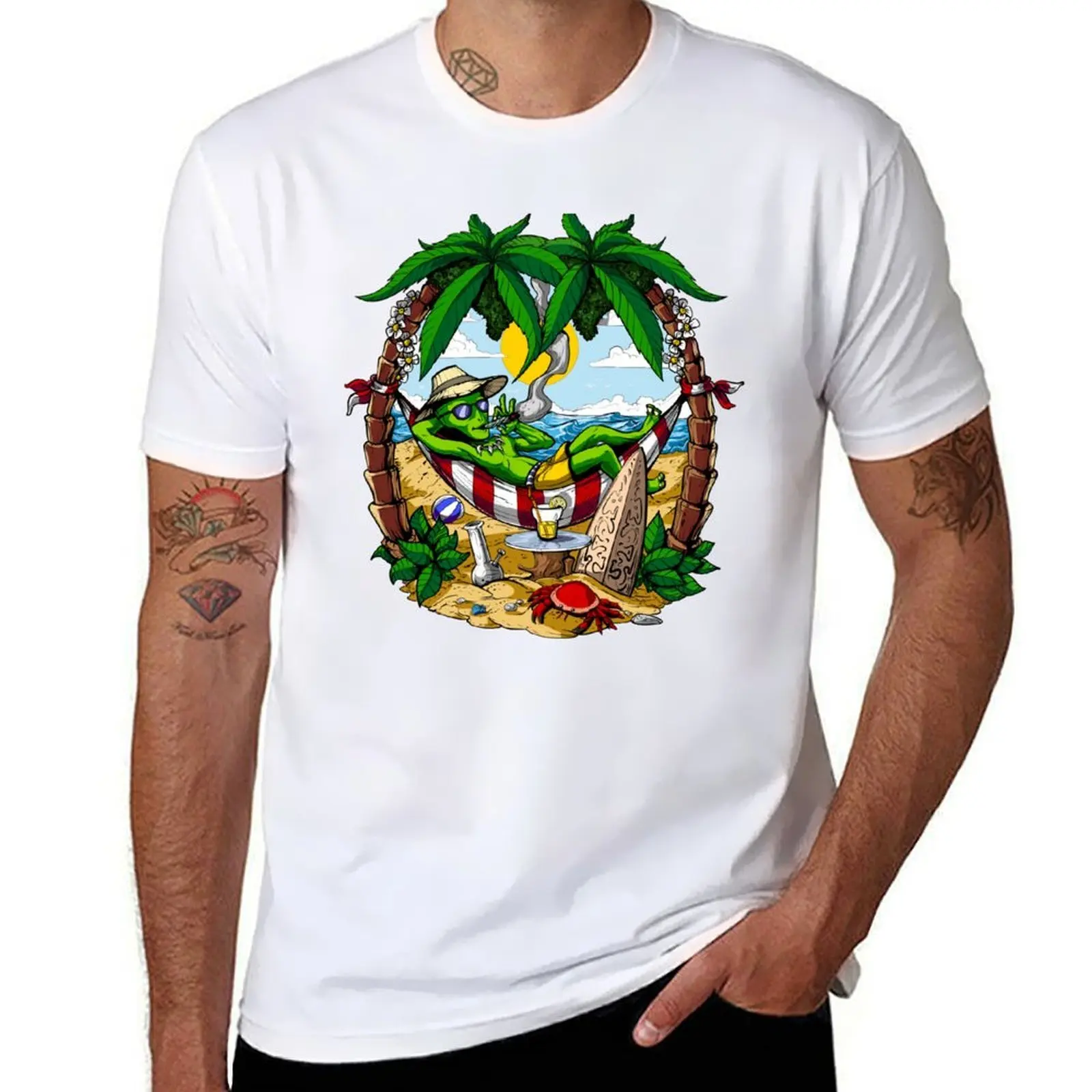

Alien Stoner Beach Party T-Shirt t shirts for man slim fit cotton tshirt 100% T-Shirt