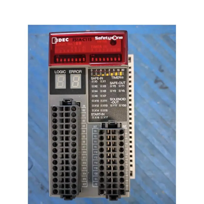 Controlador de segurança FS1A-C11S de segunda mão testado OK e enviado rapidamente