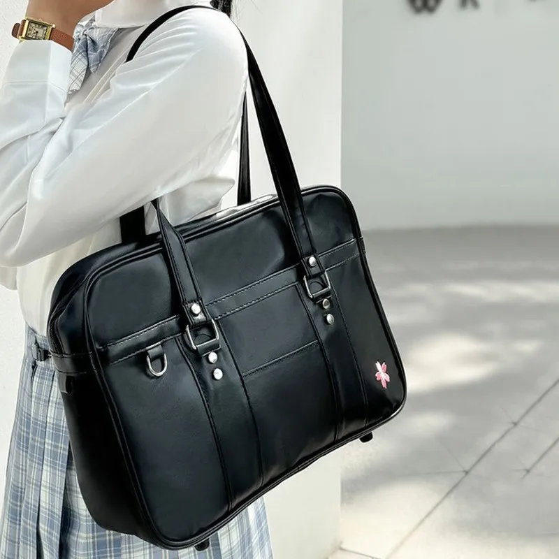 2026Japanese-style college fashionjkUniform bag for girls, large-capacity commuter underarm handbag, student laptop bag