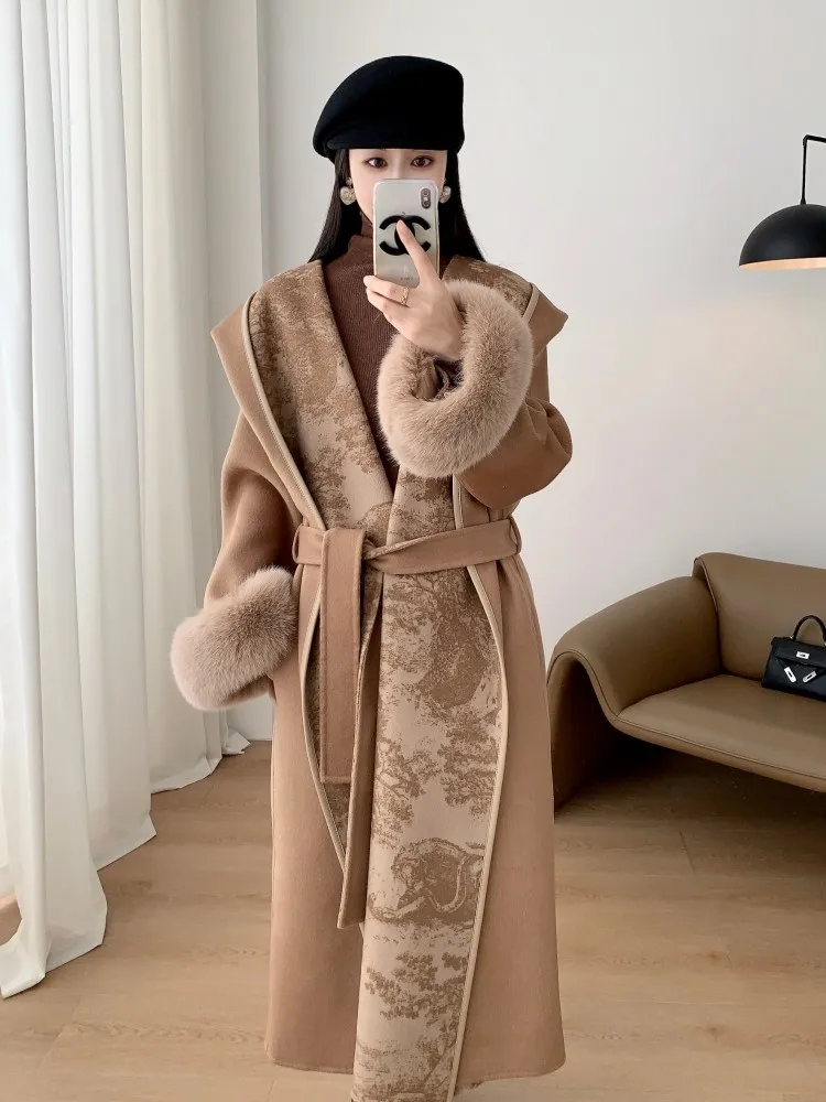 لوحة جديدة لغسل الحبر معطف من الصوف والكشمير على الوجهين، فرو الثعلب، فراء عصري وشابير وطويل