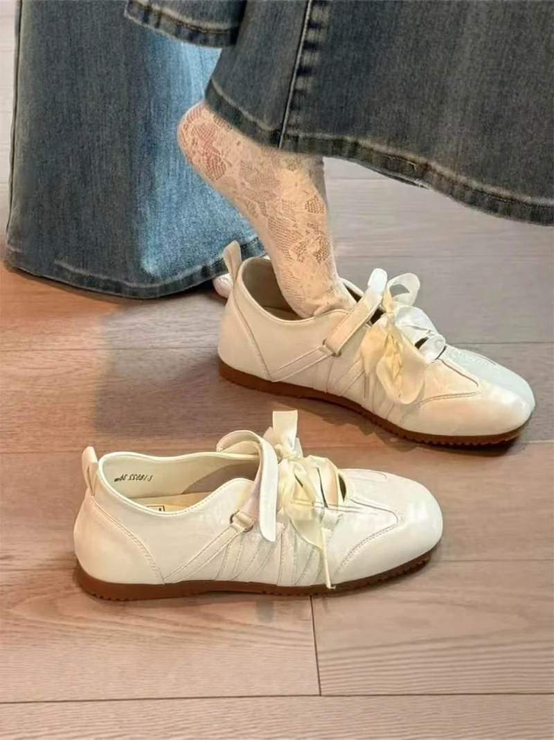 平底メリージェーンバレエスタイルの女性のデキンシューズ春夏カジュアルシューズ快適なラバーソールローカットスニーカー