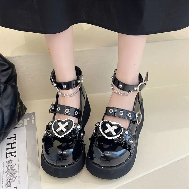 Chunky Platform Mary Jane Shoes Women heart shape Ankle Strap Punk Pumps Girls Fashion Gothic Metal Chain Cool Lolita Shoes Y2K