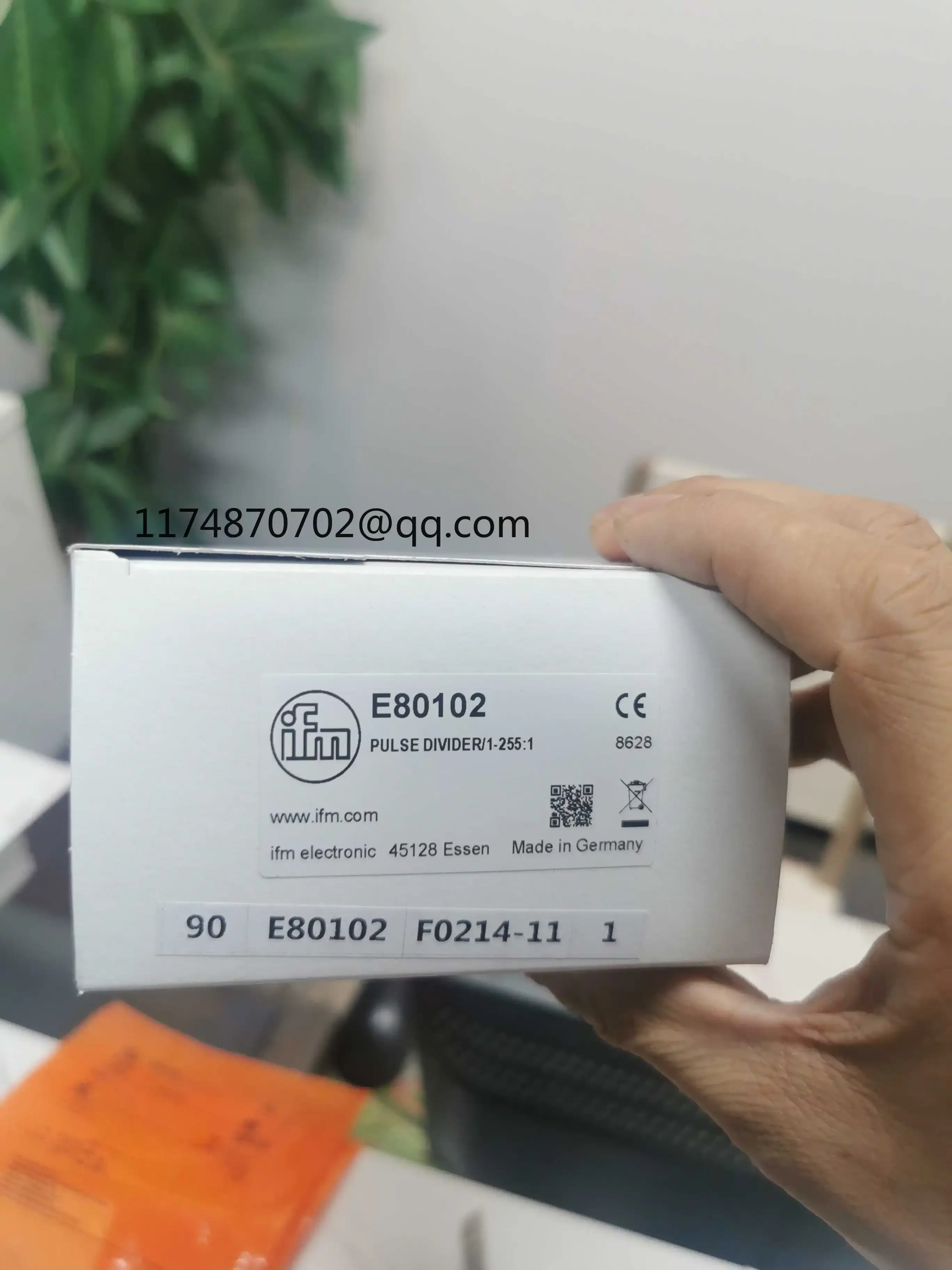 IFM E80102  sensor     100%  new and original
