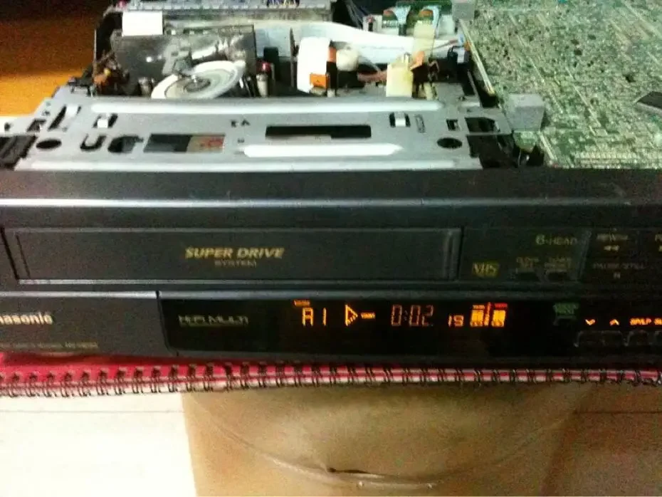 Горячая продажа HD82 2025 года, шестиголовый стереомагнитофон, полностью функциональный, оригинальный пульт дистанционного управления