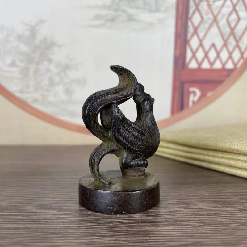 Old-Fashioned Alloy Vermilion Bird Round Seal Ornament with Patina, Home Decor Collectible