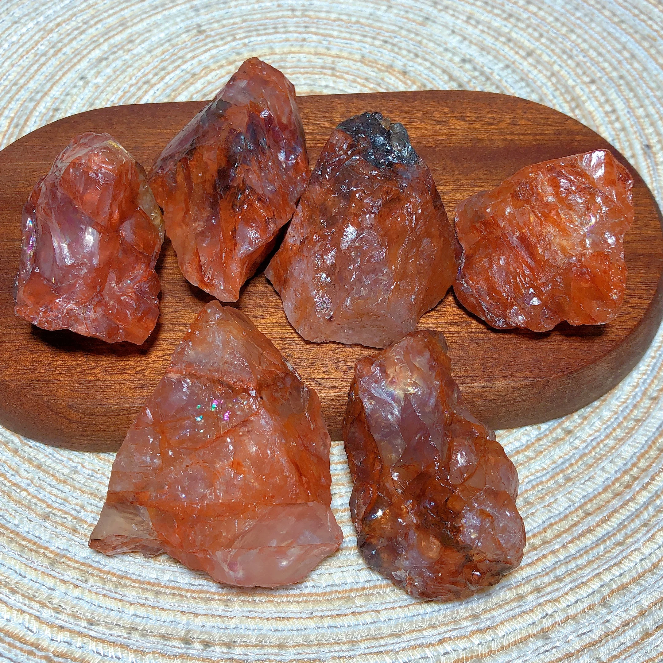 Natural Crystals Fire Quartz Raw Stone Specimen Colorful Rainbow Flashy Gemstone Home Decorations Mineral Energy Gift