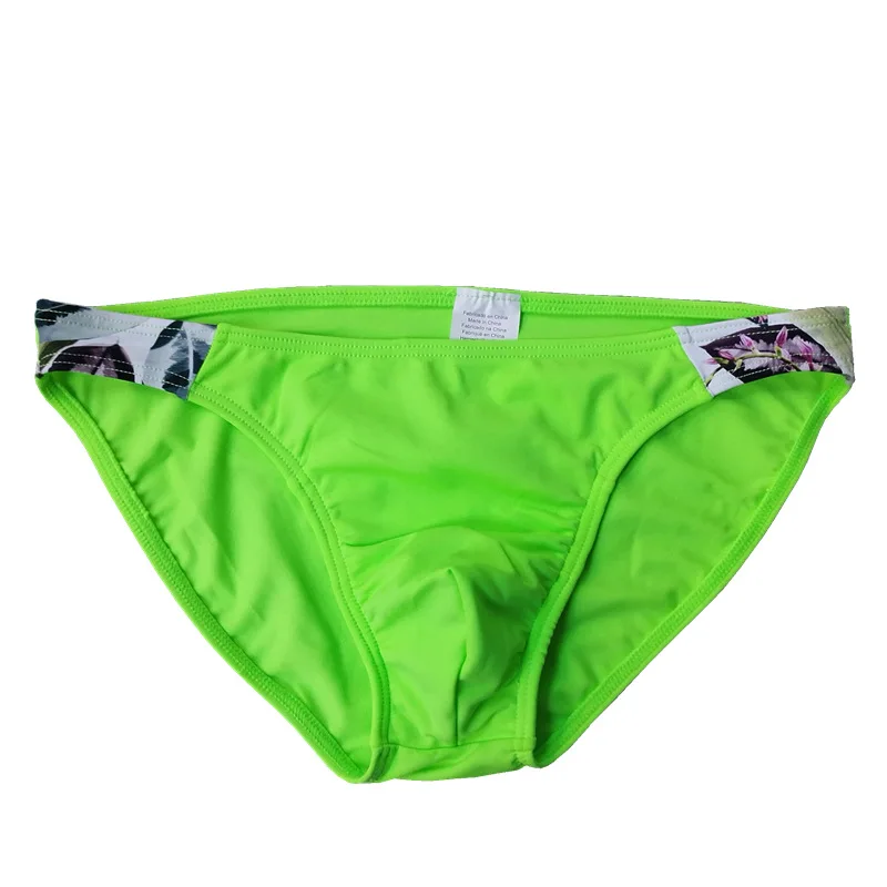 2025Fashion new swimming trunks printed color matching small triangle quick-drying anti-embarrassment cup swimming trunks BS432