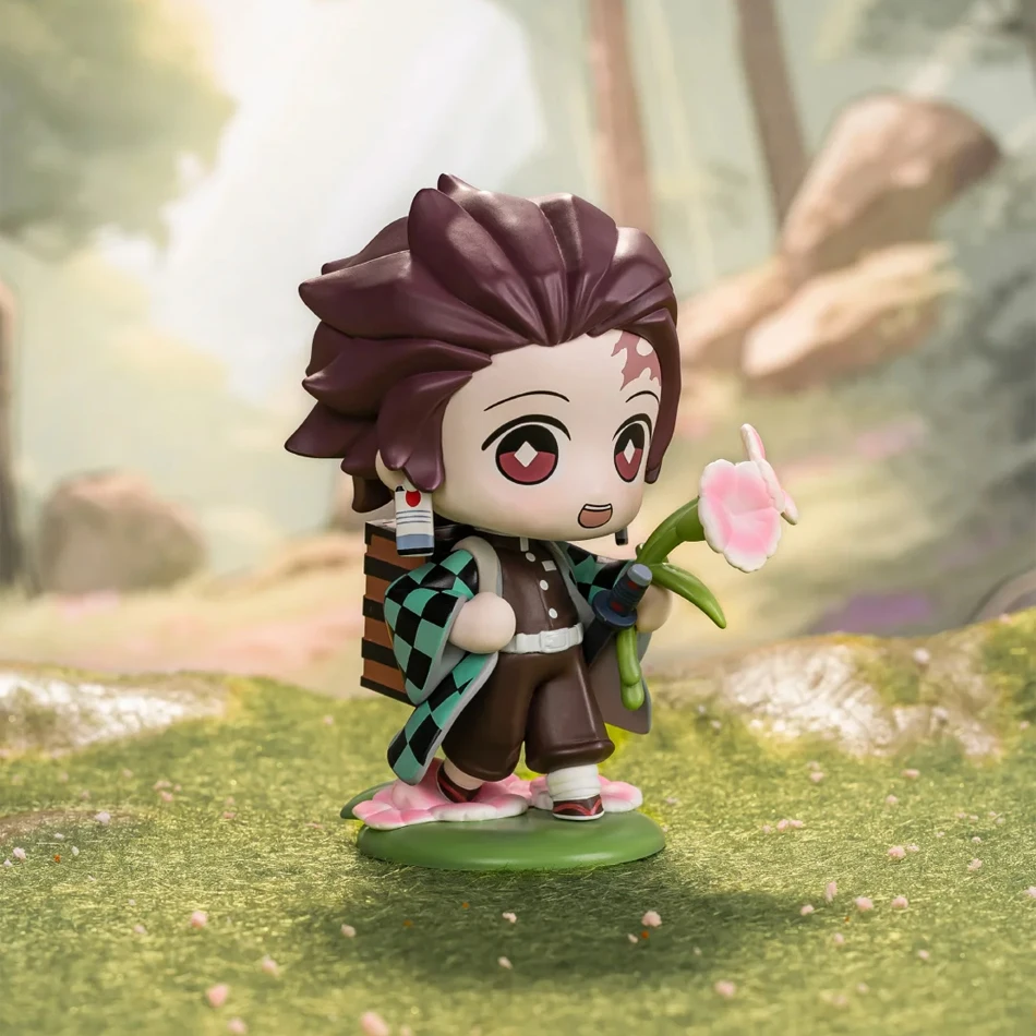 Caldo! Demon Slayer Tanjiro Kamado Nezuko, statuetta anime in scatola a sorpresa, modello personalizzato creativo, ornamento, regalo a sorpresa